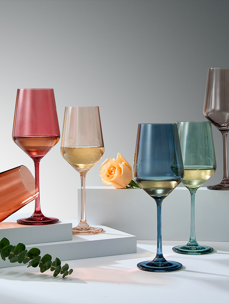 Stemmed Wine Glass Set